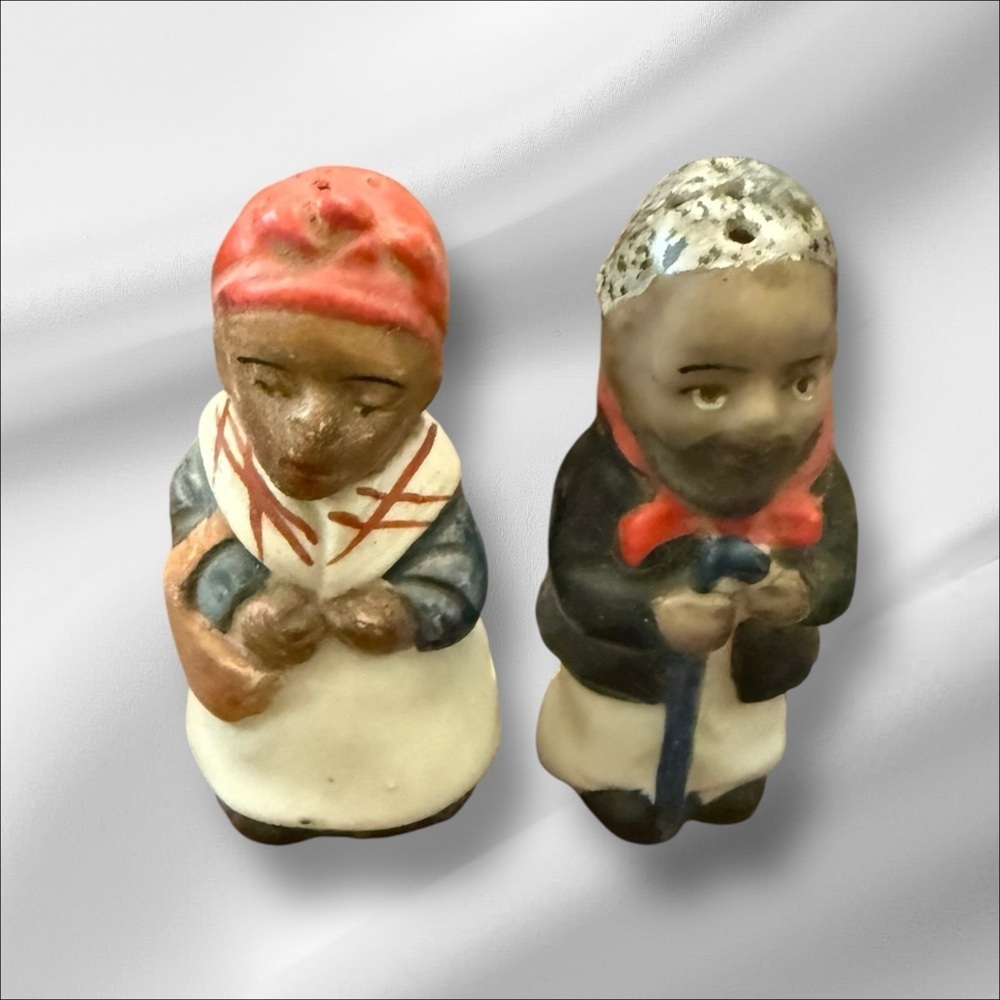 Vintage African American Figurines Salt & Pepper Shakers